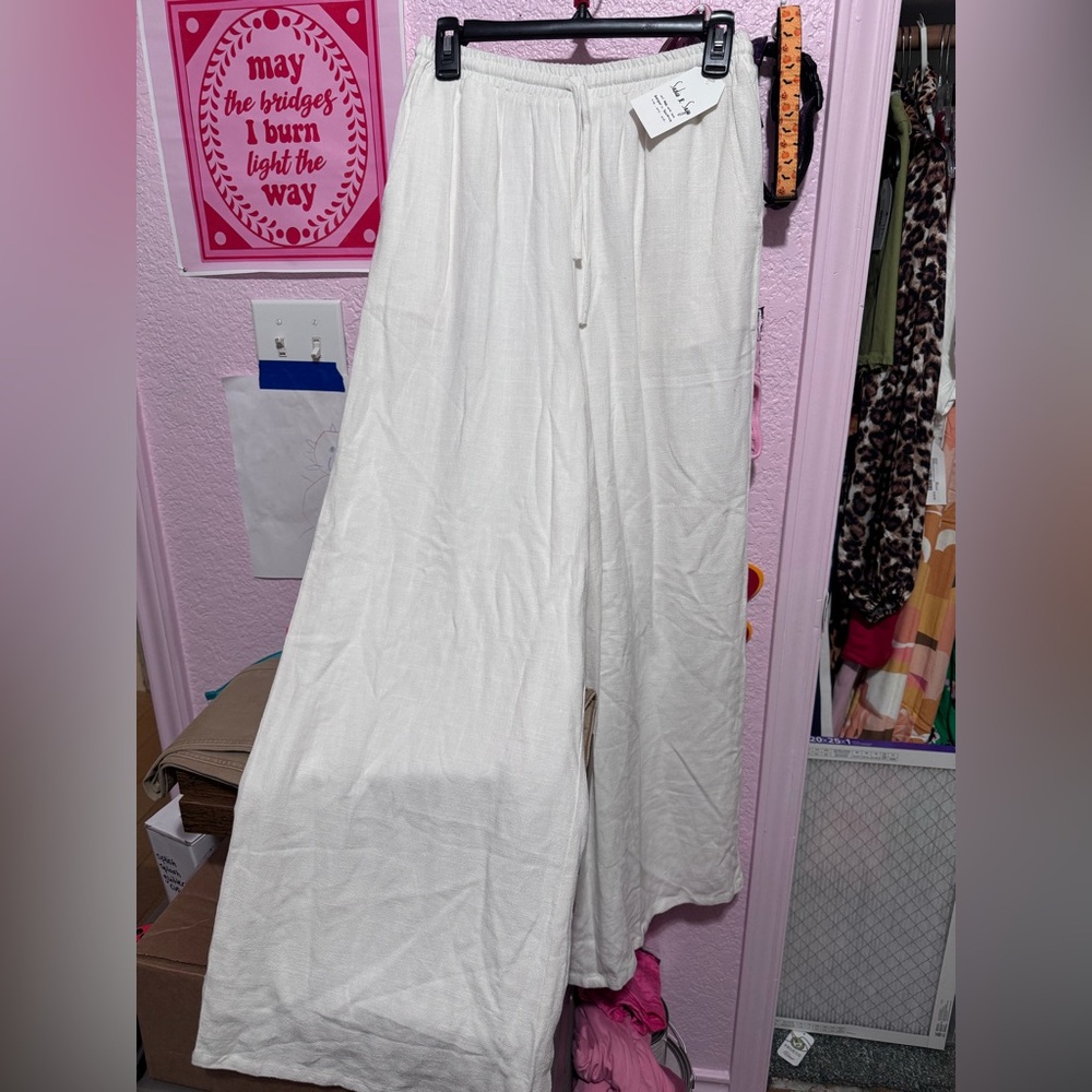 Sadie & Sage Cream Textured Pants